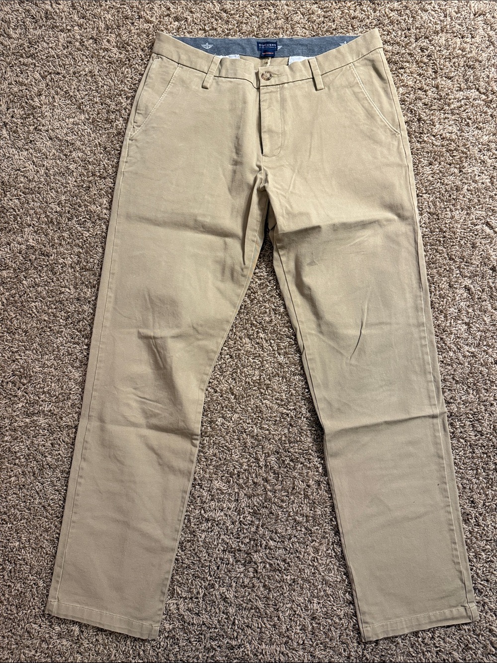 Dockers Mens Chinos in Tan